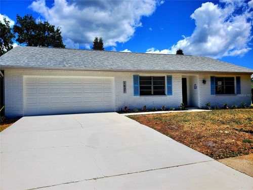 1637 Caledonia Dr, PALM HARBOR, FL, 34684-2352 | Card Image