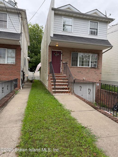 109 Bush Avenue, Staten Island, NY, 10303 | Card Image