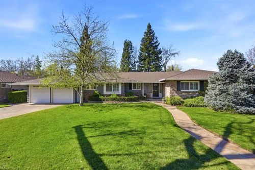 761 Coronado Boulevard, Sacramento, CA, 95864 | Card Image