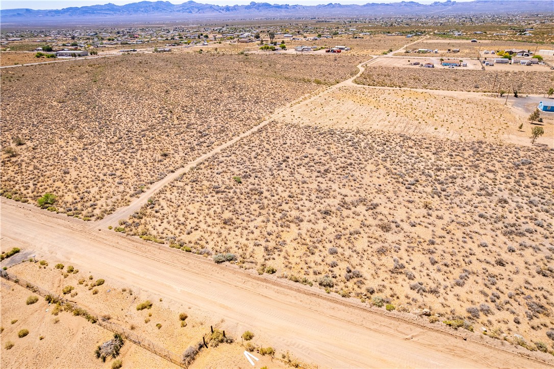Land in Golden Valley 5