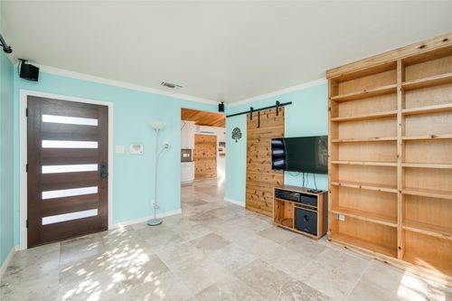 2404 Barton Skwy, Austin, TX, 78704-5802 | Card Image