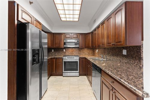 310-3600 Mystic Pointe Dr, Aventura, FL, 33180-2557 | Card Image