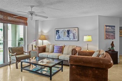 205 - 3594 S Ocean Blvd, Condo with 2 bedrooms, 2 bathrooms and null parking in Highland Beach FL | Image 2