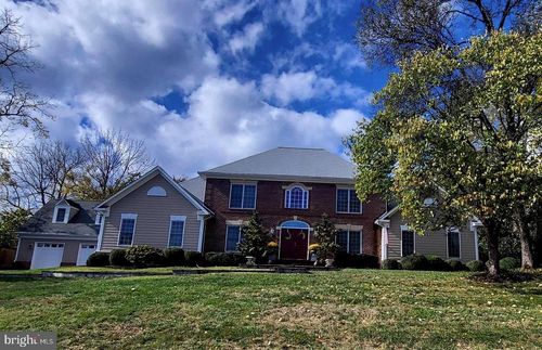 1 Ayr St Sw, Leesburg, VA, 20175-2624 | Card Image