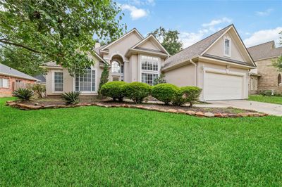 156 April Wind Drive, House other with 3 bedrooms, 2 bathrooms and null parking in Conroe TX | Image 2