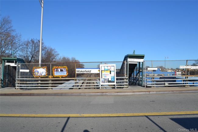 Railroad station- walking distance | Image 12