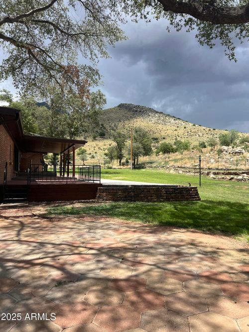 9990 E Muffin Ln, Hereford, AZ, 85615-9290 | Card Image