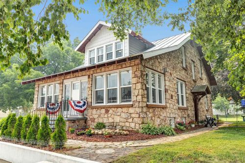 109 E Wisconsin Street, WEYAUWEGA, WI, 54983 | Card Image
