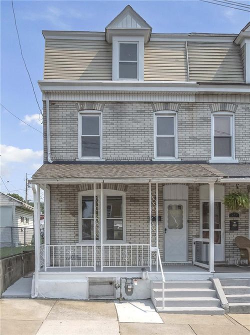 326 E Union St, Allentown, PA, 18109-2752 | Card Image