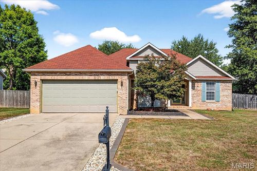 3231 Stonebridge Dr, Shiloh, IL, 62221-3465 | Card Image
