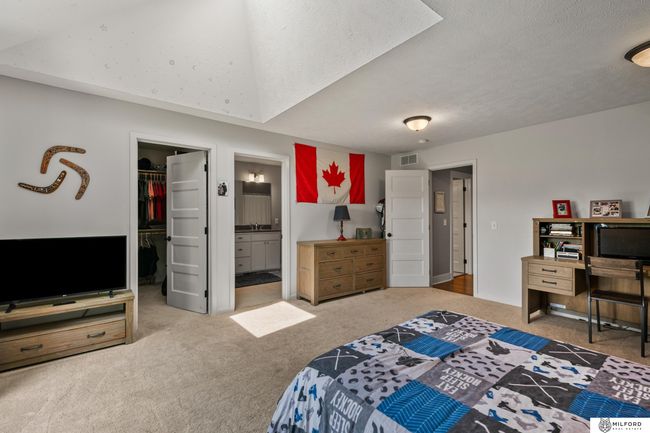 4606 S 184 Th Plz, House other with 4 bedrooms, 6 bathrooms and 3 parking in Omaha NE | Image 59