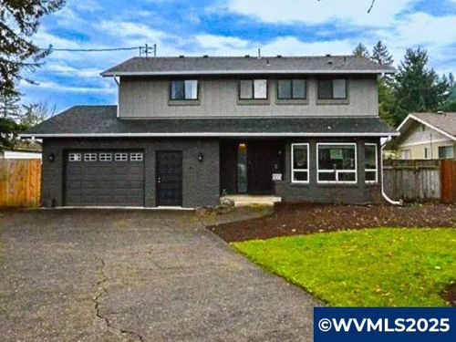 855 8th Ave, Sweet Home, OR, 97386-3422 | Card Image