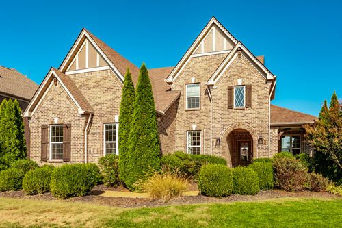 952 Vinings Blvd, Gallatin, TN, 37066-3081 | Card Image