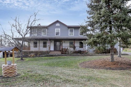 4135 Hardscrabble Road, Alexandria, OH, 43001 | Card Image