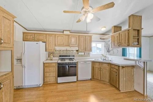 1801 92nd Ave, Federal Heights, CO, 80260-5316 | Card Image