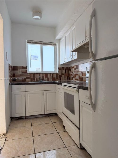 8447-8447 Nw 4th Ave, Miami, FL, 33150-2608 | Card Image