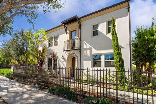 2123 Atlantic Ave, Long Beach, CA, 90806-4818 | Card Image