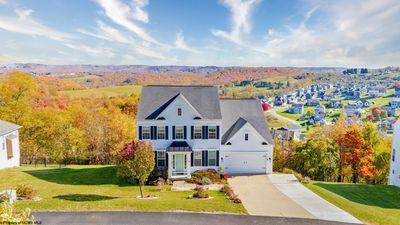 466 Blackberry Ridge Drive, House other with 4 bedrooms, 2 bathrooms and 3 parking in Morgantown WV | Image 2