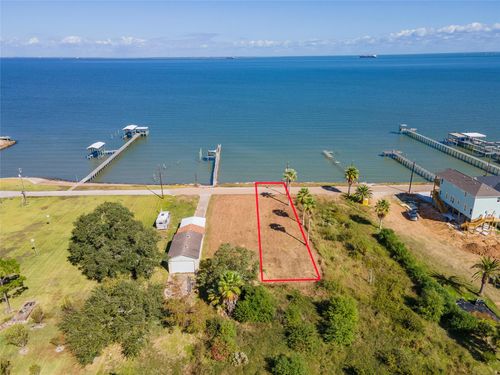 2221 Avenue A, San Leon, TX, 77539-9615 | Card Image