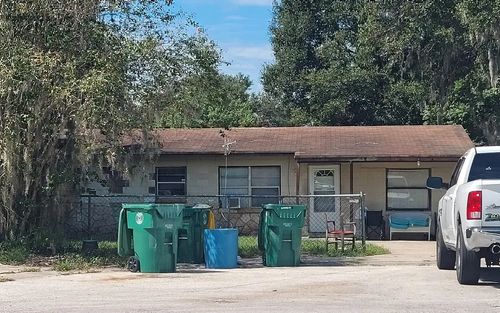 808 Oakmont Ct, Deland, FL, 32720-7233 | Card Image