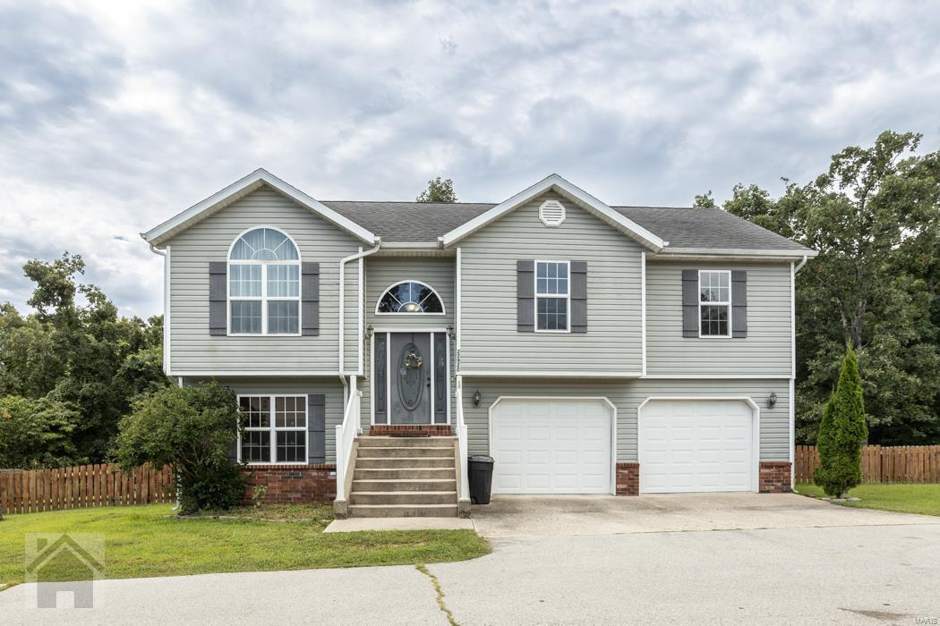 Revelation Rd, Waynesville, MO 65583