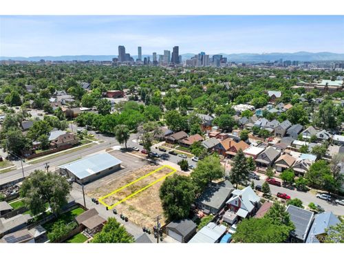 3218 N High St, Denver, CO, 80205-4062 | Card Image