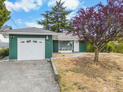 6013 S 118th Pl, Seattle, WA, 98178-2931 | Card Image