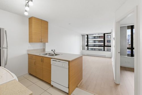 1606-909 Mainland St, Vancouver, BC, V6B1S3 | Card Image