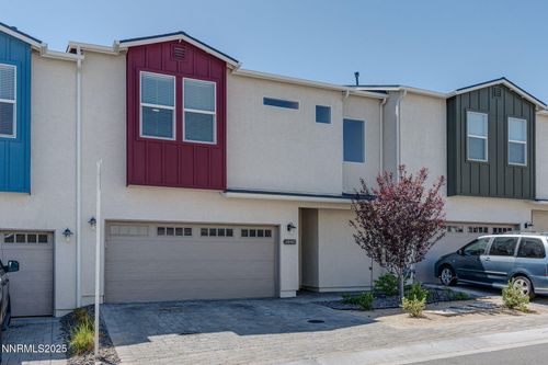 4808 Black Falcon Way, Sun Valley, NV, 89433-8369 | Card Image