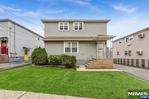 304 Lake Ave, Lyndhurst, NJ, 07071-1404 | Card Image