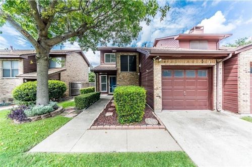 225 Mccarley Pl, McKinney, TX, 75071-4941 | Card Image