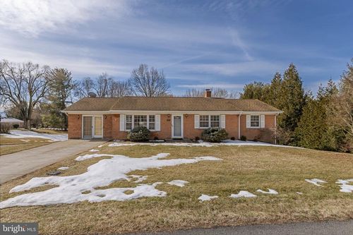 623 W Spring St, WOODSTOCK, VA, 22664-1221 | Card Image