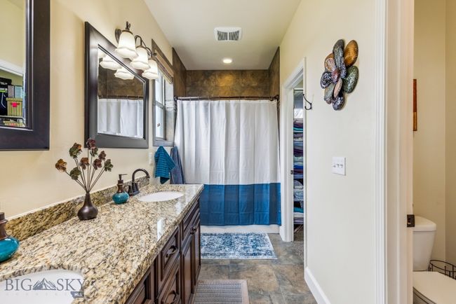 Master bathroom | Image 40