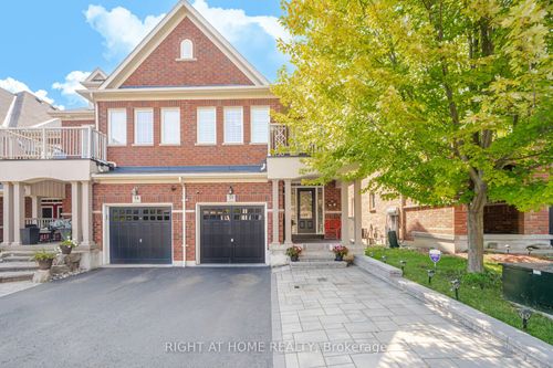 55-715 Grandview St N, Oshawa, ON, L1K0N2 | Card Image