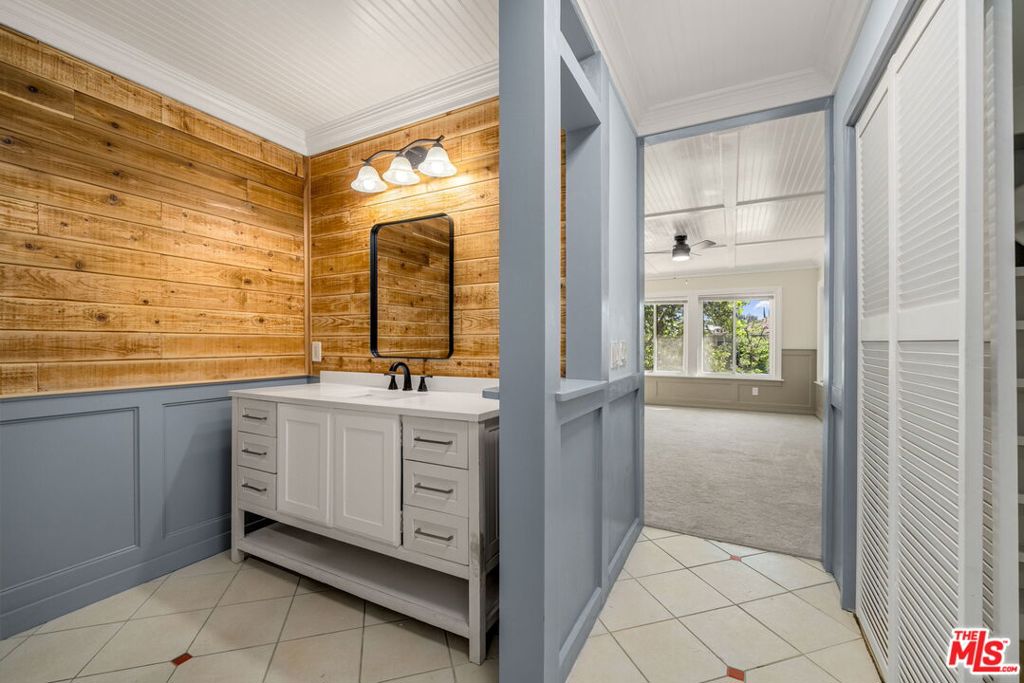 Residential in West Covina 5