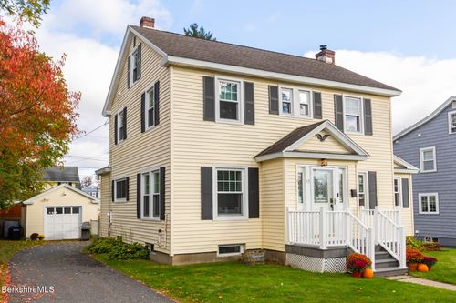43 Revere Pkwy, Pittsfield, MA, 01201 | Card Image