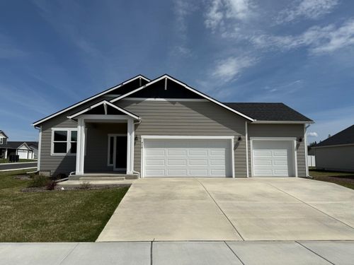 418 N Arcadia Ave, Deer Park, WA, 99006 | Card Image