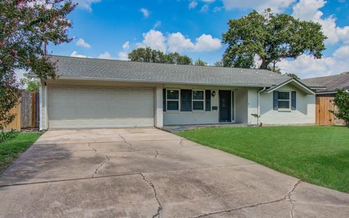 9410 Highmeadow Dr, Houston, TX, 77063-3934 | Card Image