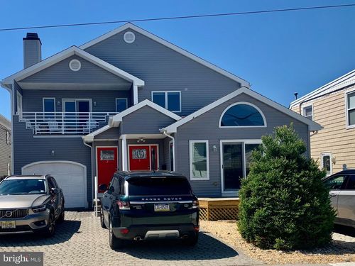 2nd-floor-218 2nd St N, BRIGANTINE, NJ, 08203-3104 | Card Image