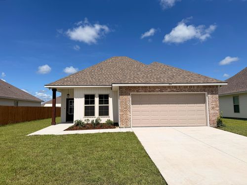 324 Tregre Ln, Thibodaux, LA, 70301-6465 | Card Image