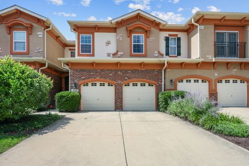 322 Montabello, Bloomingdale, IL, 60108-1037 | Card Image