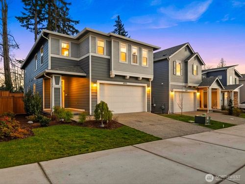 4933 88th Dr Ne, Marysville, WA, 98270-7914 | Card Image