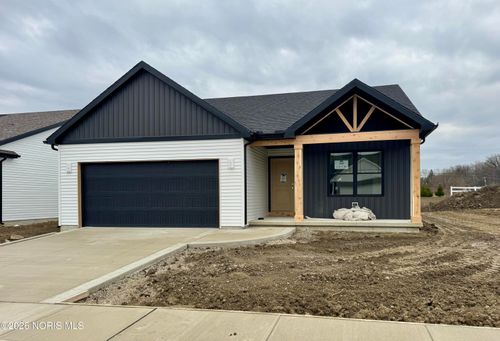 5032 Easton Dr, Oregon, OH, 43616-3024 | Card Image