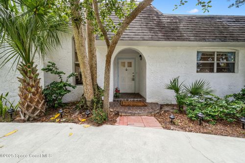 180 Ibis Dr, Melbourne Beach, FL, 32951-3723 | Card Image