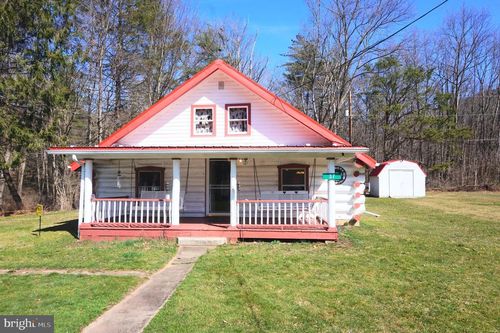 37 Ruby Ln, North Bend, PA, 17760-9523 | Card Image