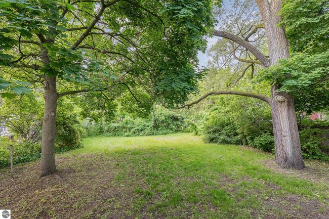 212 E Palmer St, House other with 2 bedrooms, 1 bathrooms and null parking in Mt Pleasant MI | Image 14
