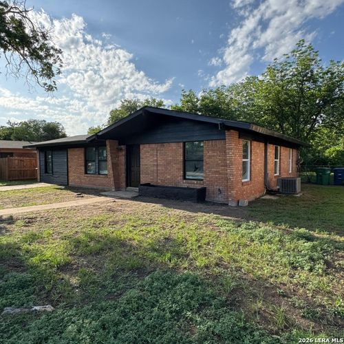 4627 Lakewood Dr, San Antonio, TX, 78220-4715 | Card Image