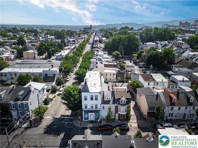 247 N 10 Th St, Condo with 6 bedrooms, 5 bathrooms and null parking in Allentown PA | Image 6