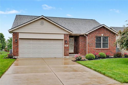 602 Meadowview Ct, Carlisle, OH, 45005-7317 | Card Image