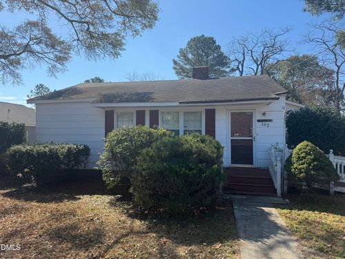 102 Laurel Lake Rd, Salemburg, NC, 28385-8601 | Card Image